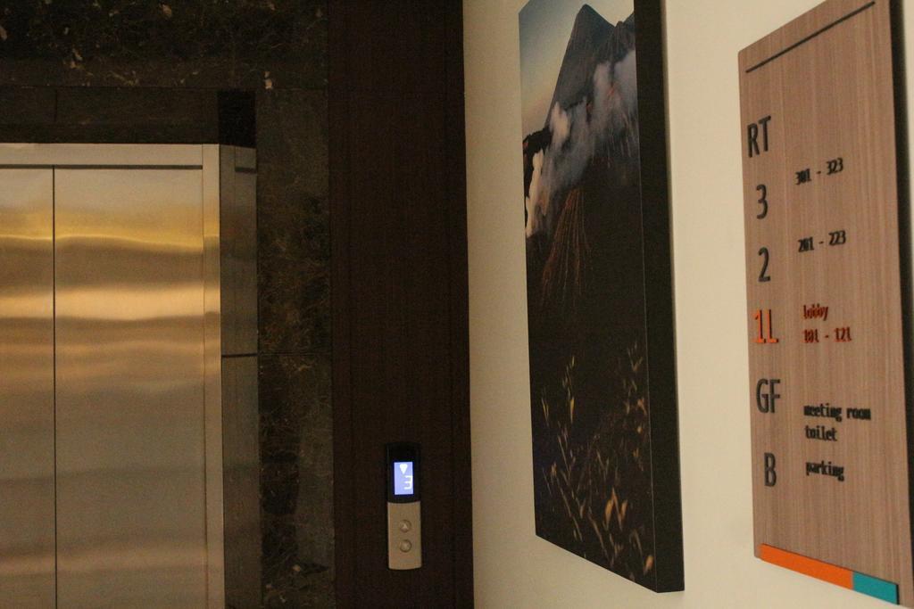 Kytos Hotel Bandung Exterior foto